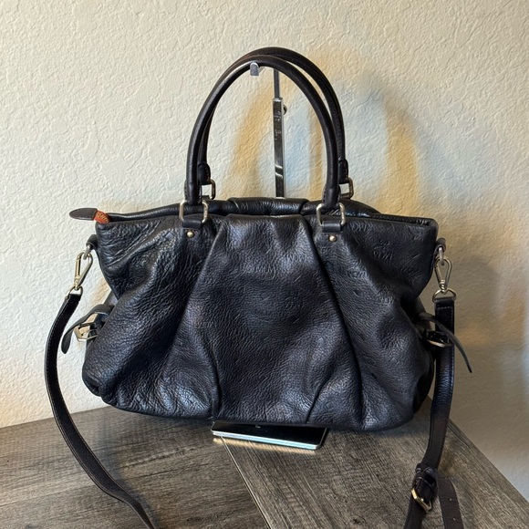 🔥MCM BLACK CALFSKIN OTTOMAR MONOGRAM 2 WAY BAG🔥 - Picture 2 of 16